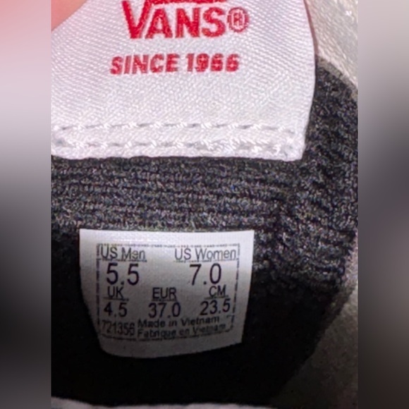 Vans Sk8-Hi High Top Sneakers - Picture 5 of 6